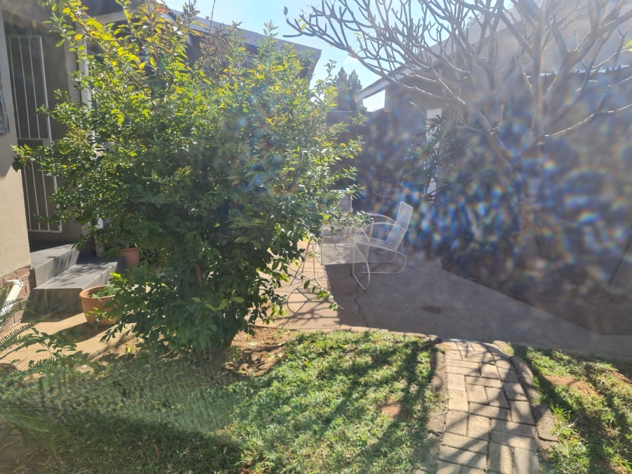 3 Bedroom Property for Sale in Protea Park North West